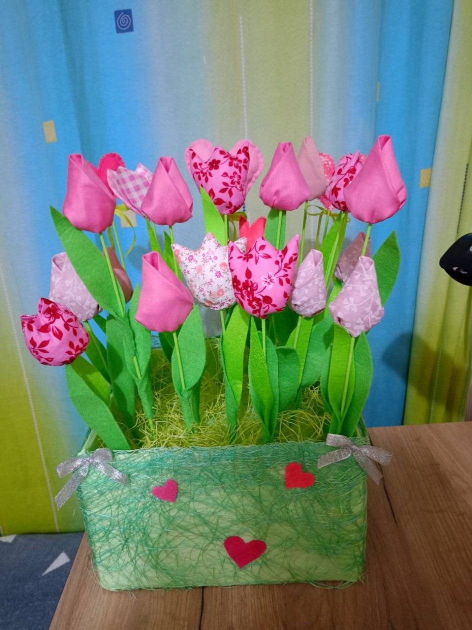 "Весенние цветы"