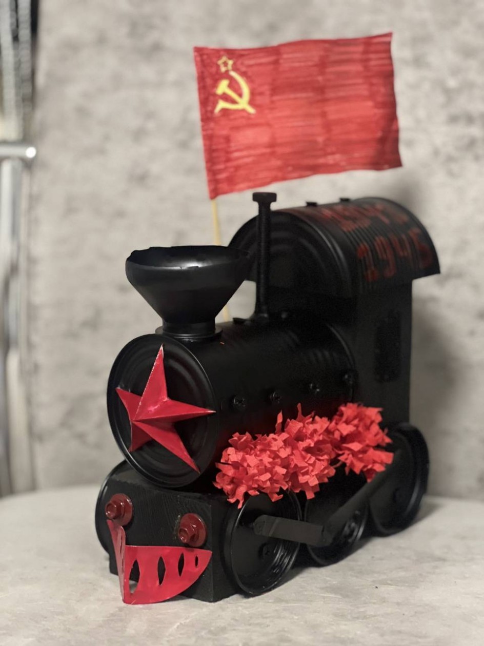 Паровоз Победы