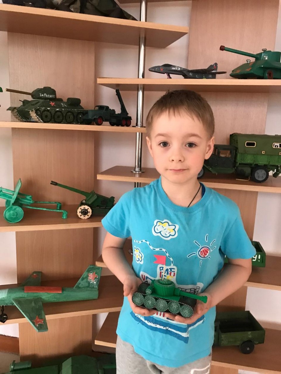 "Военная техника"
