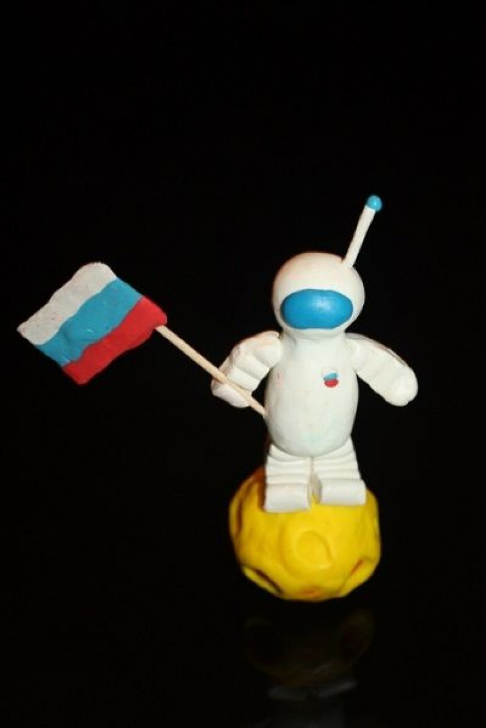 Космонавт