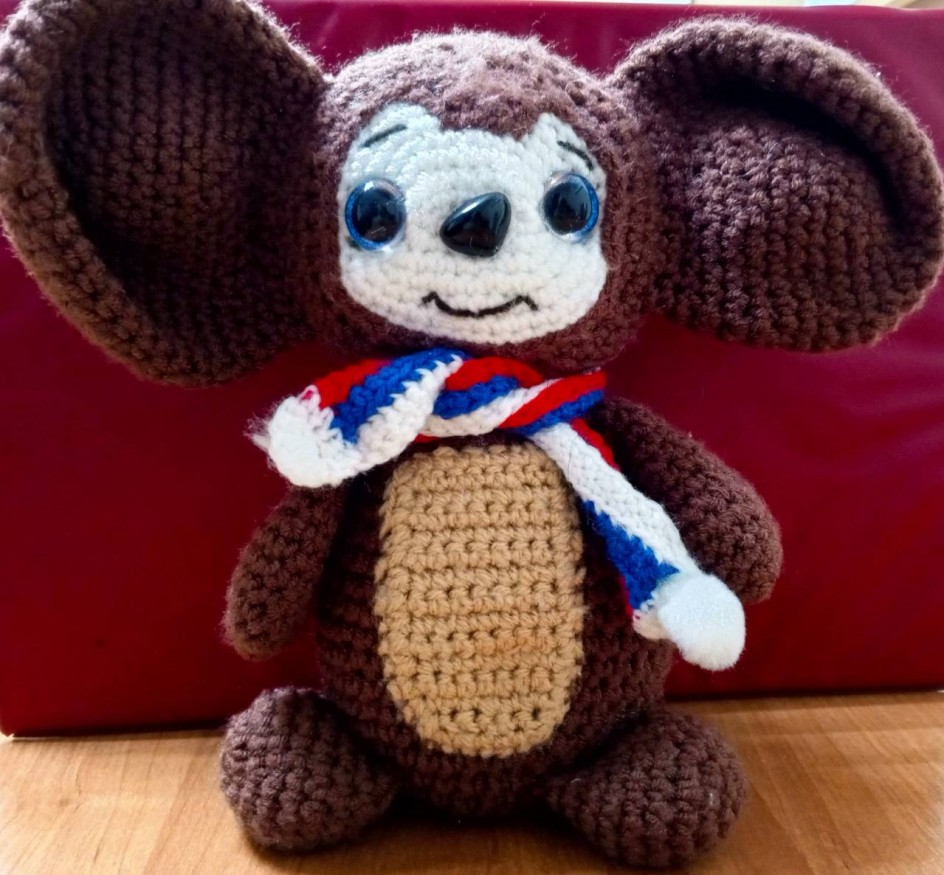 Вязаная игрушка " Чебурашка "