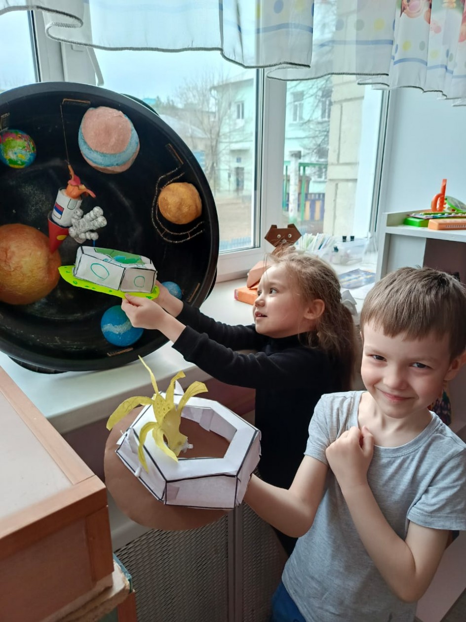 Космические тарелки прилетели к нам
