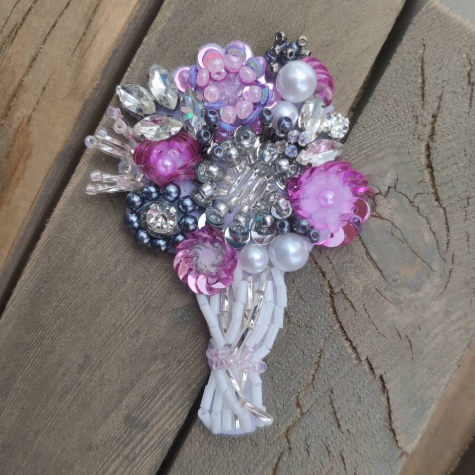 Брошь НЕЖНЫЙ БУКЕТ