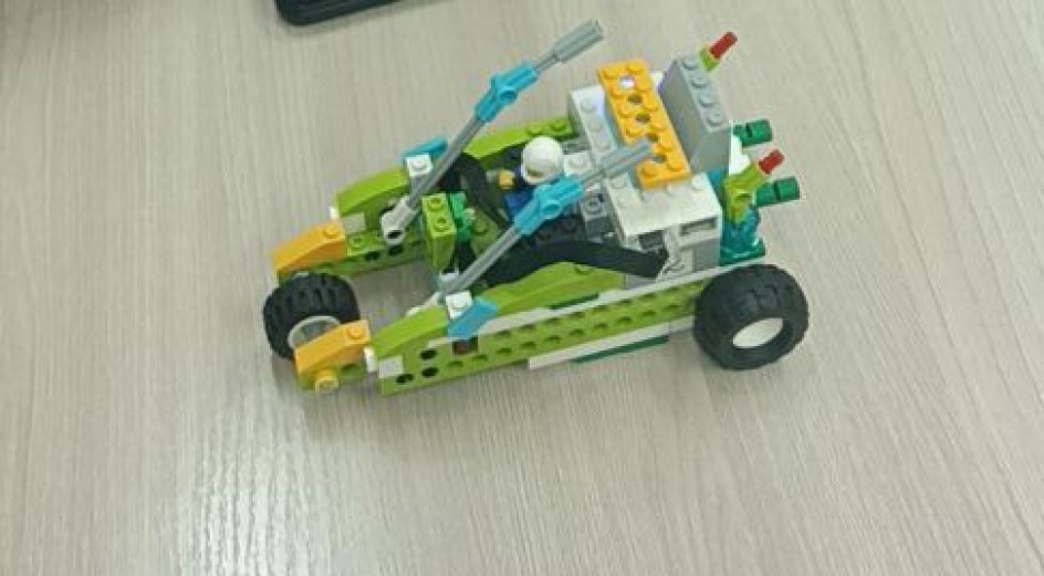 Автомобиль