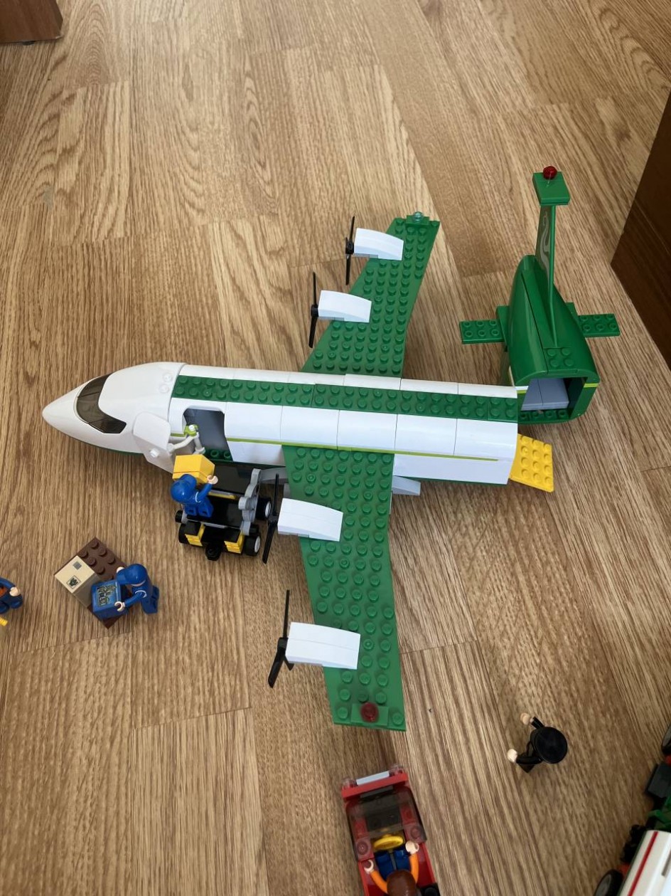 Грузовой самолет ✈️