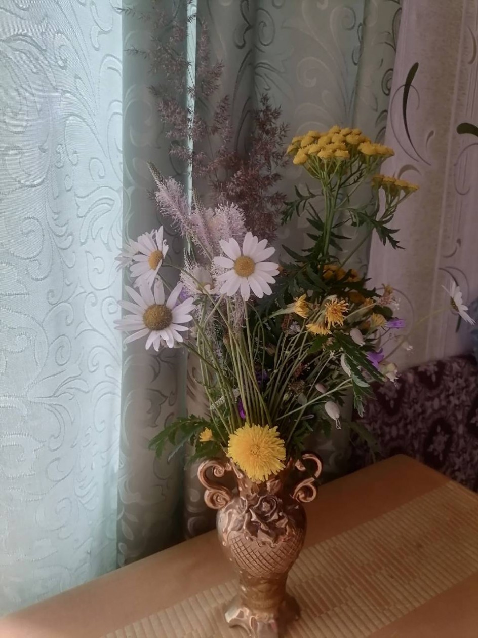 Букет для мамы - мы собрали сами.
