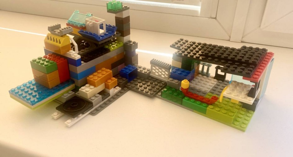 «Замок загадок»