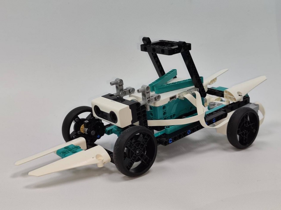 Гоночный автомобиль "Гроза"