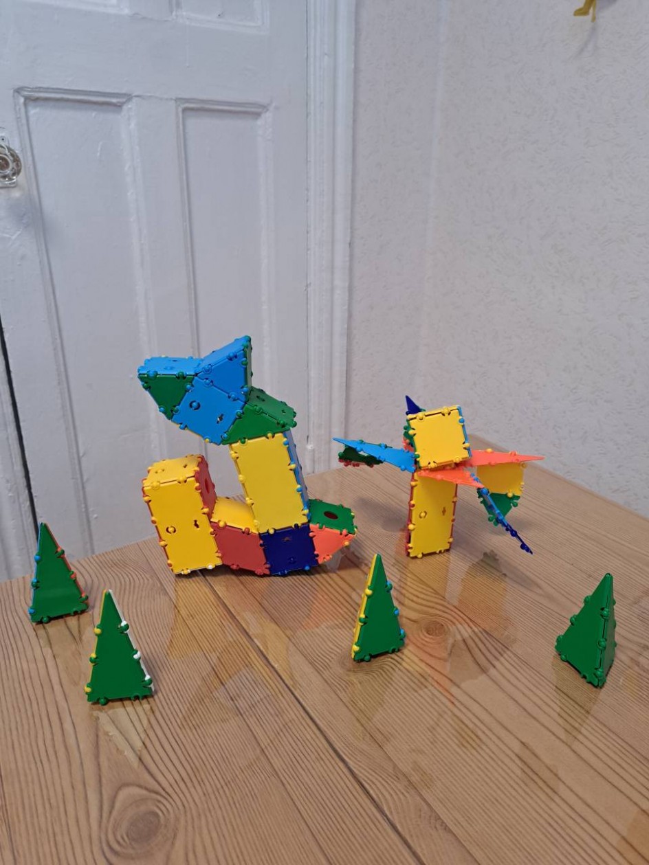 Белка в парке