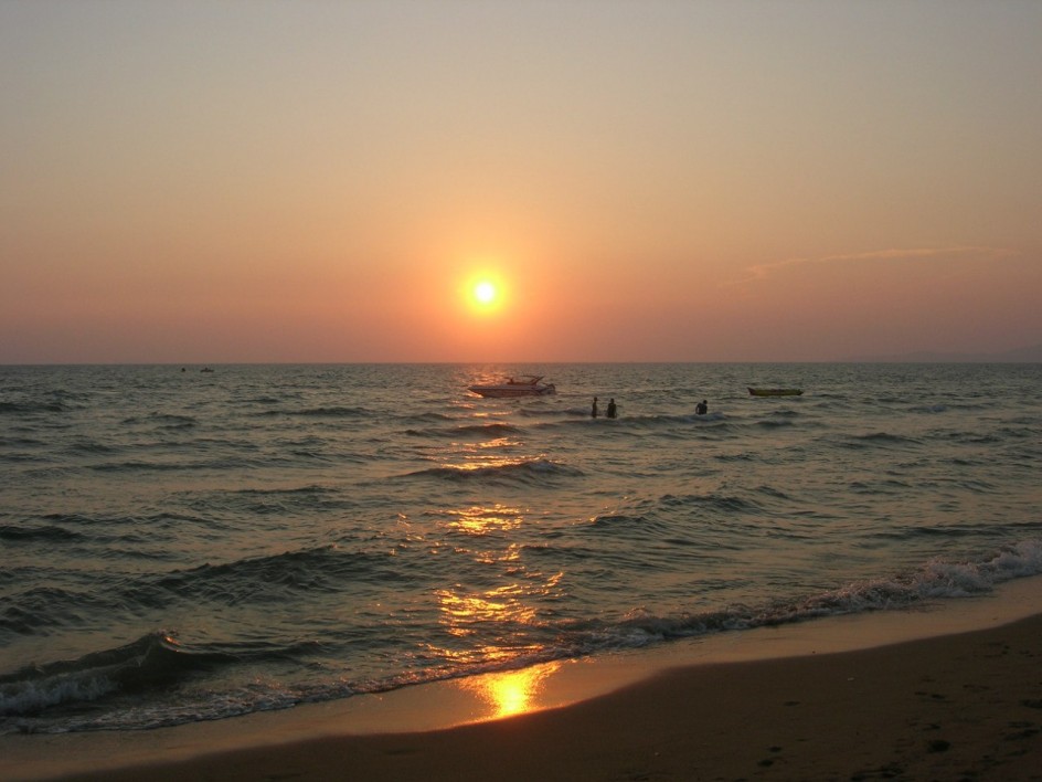 Закат на море