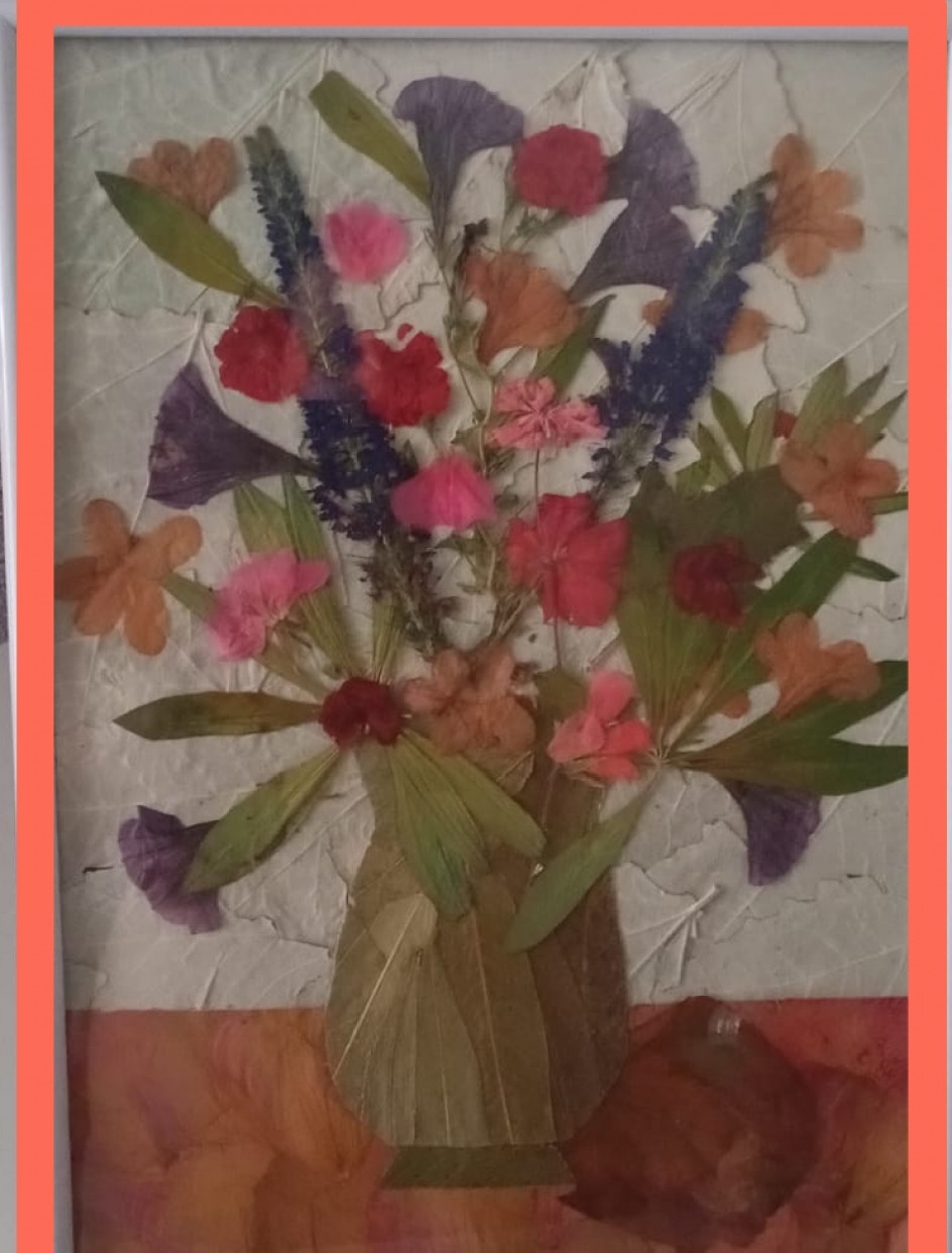 Цветы в вазе.