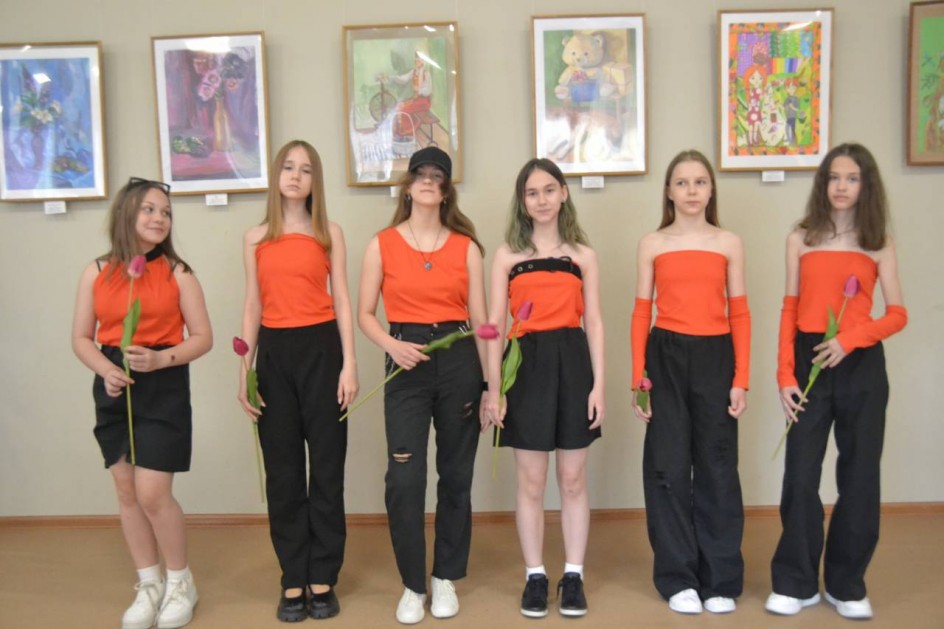 Коллекция моделей "Оранжевый каприз"