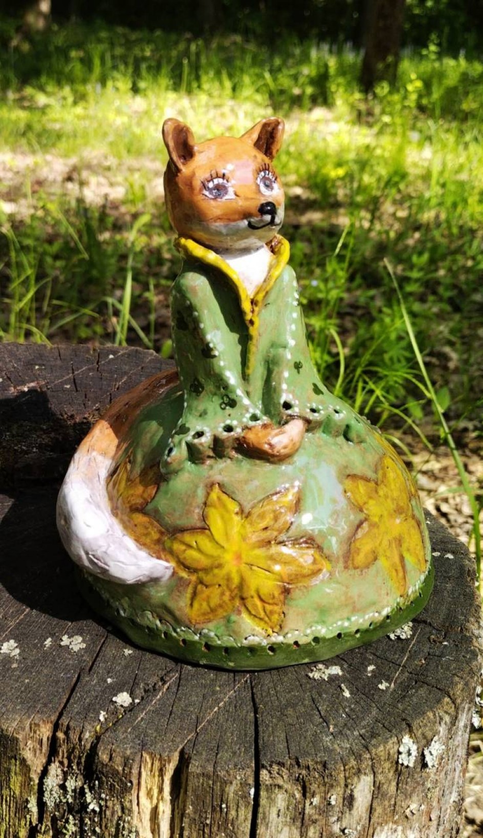 Лиса в осеннем платье