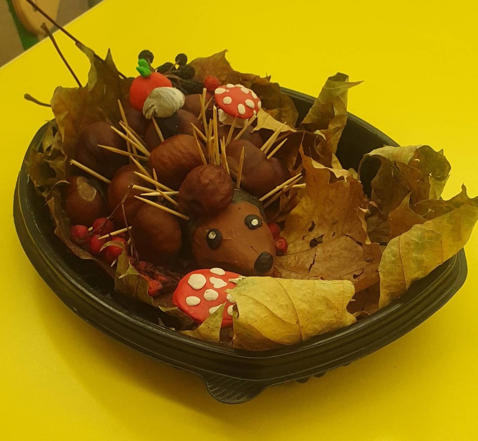 Ёжик и грибочки