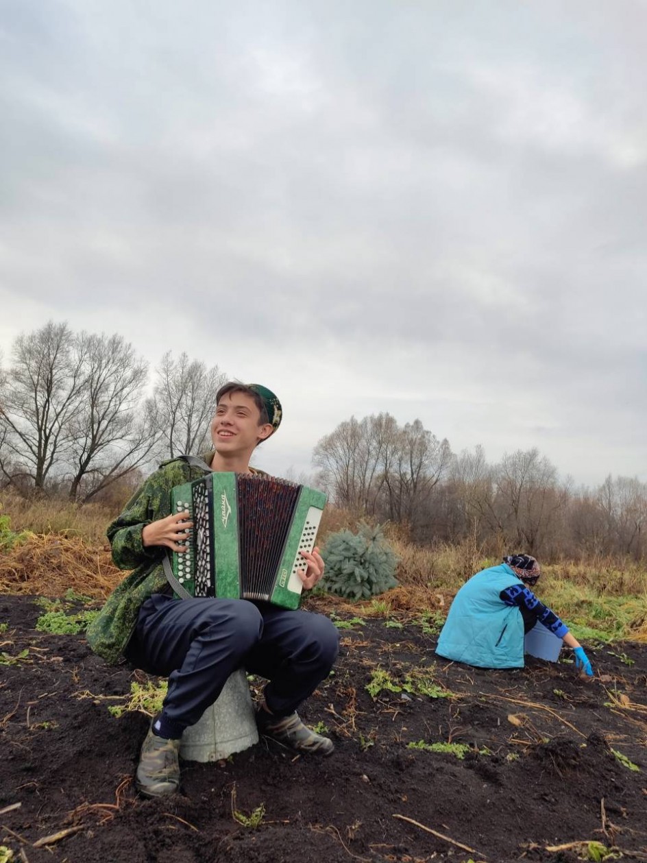 Во саду ли, в огороде