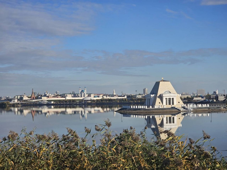 Храм-памятник воинам, павшим при взятии Казани в 1552 году в честь Нерукотворного Образа Спасителя