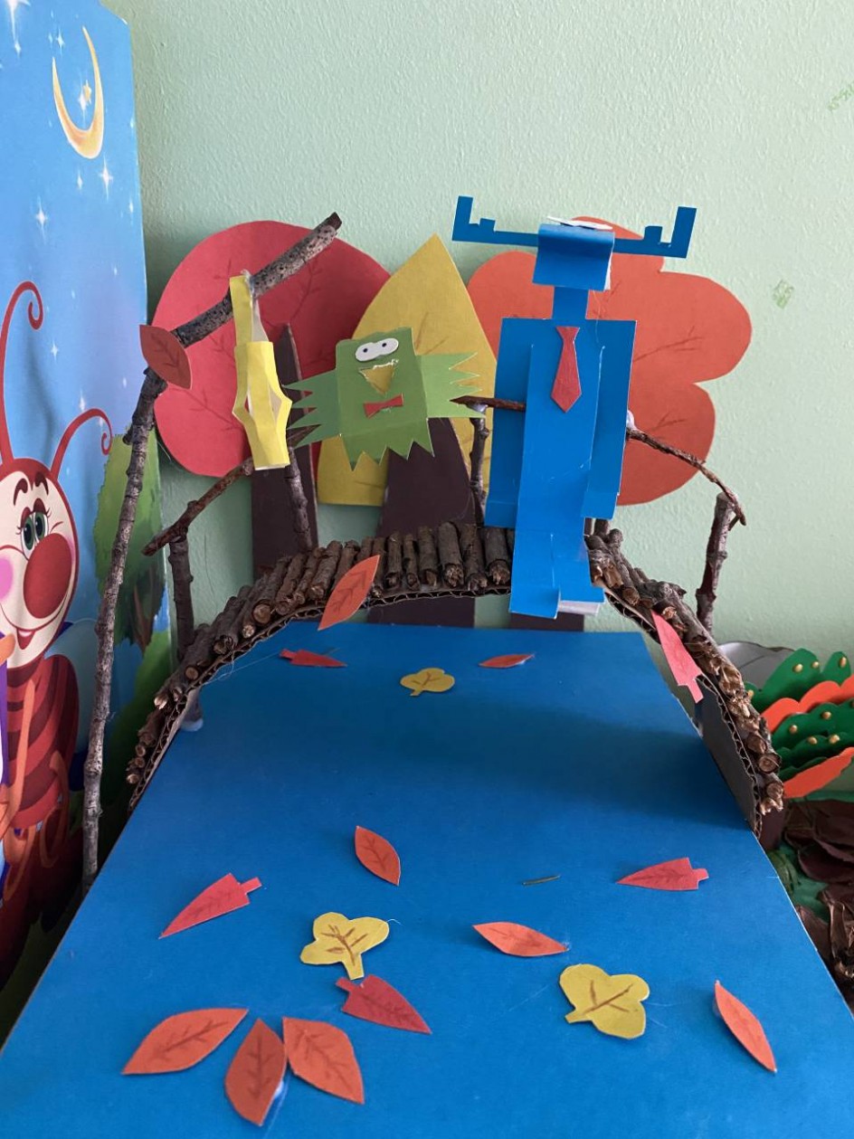 Аристотель и Тюк-Тюк на озере