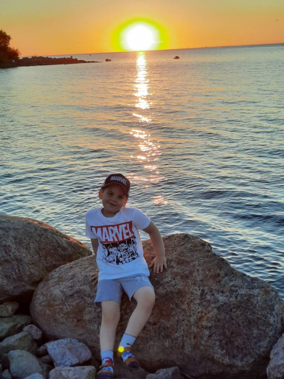 закат идеального моря