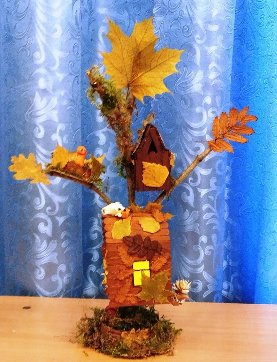 Домик на лесной опушке