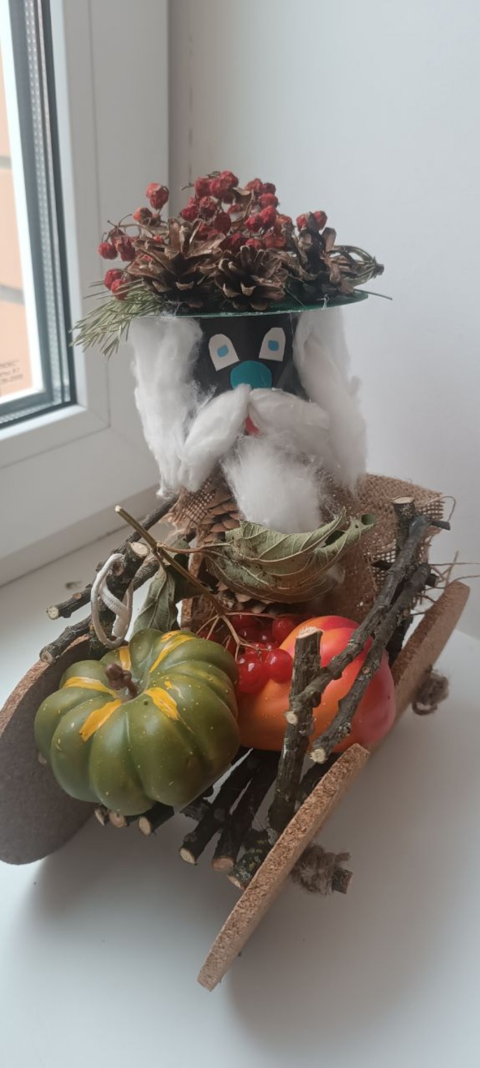 Дедушка огородник