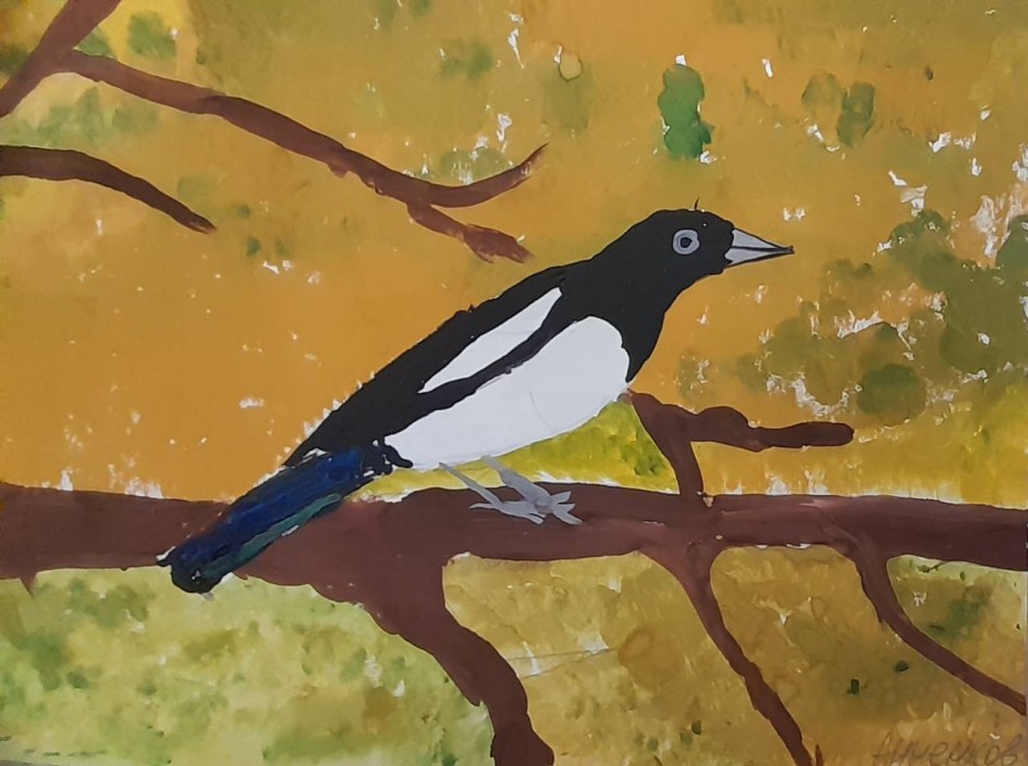 Сорока в осеннем лесу