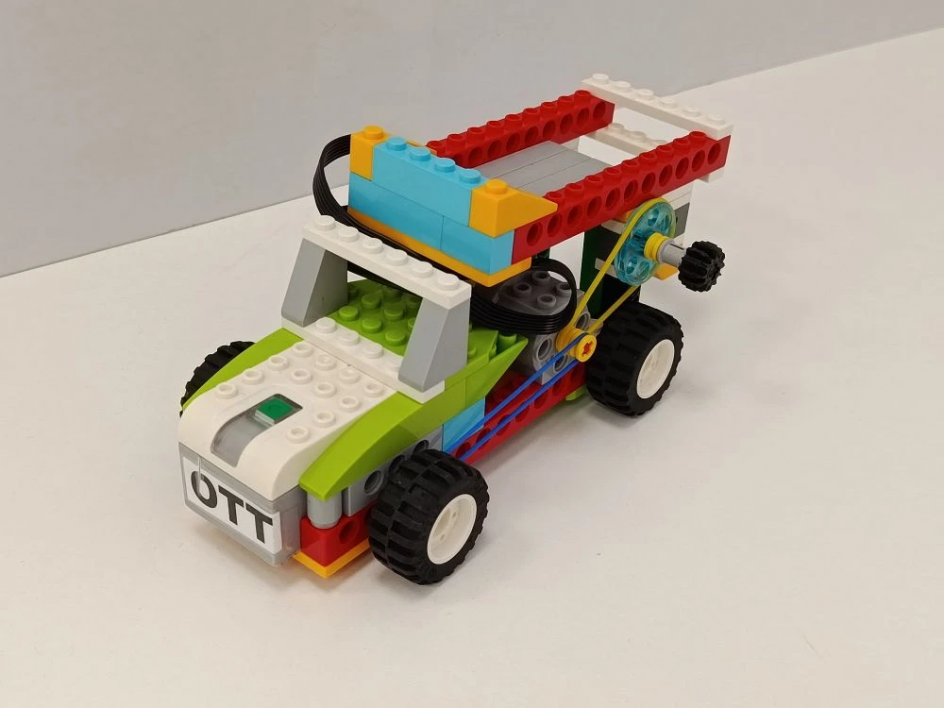 Грузовичок