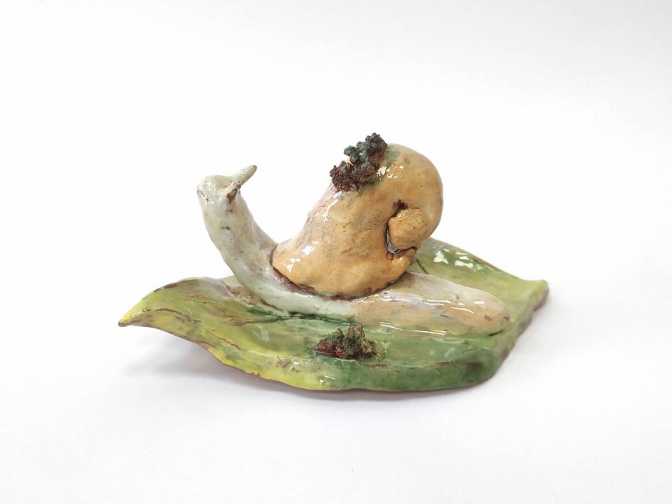 Улитка на листе