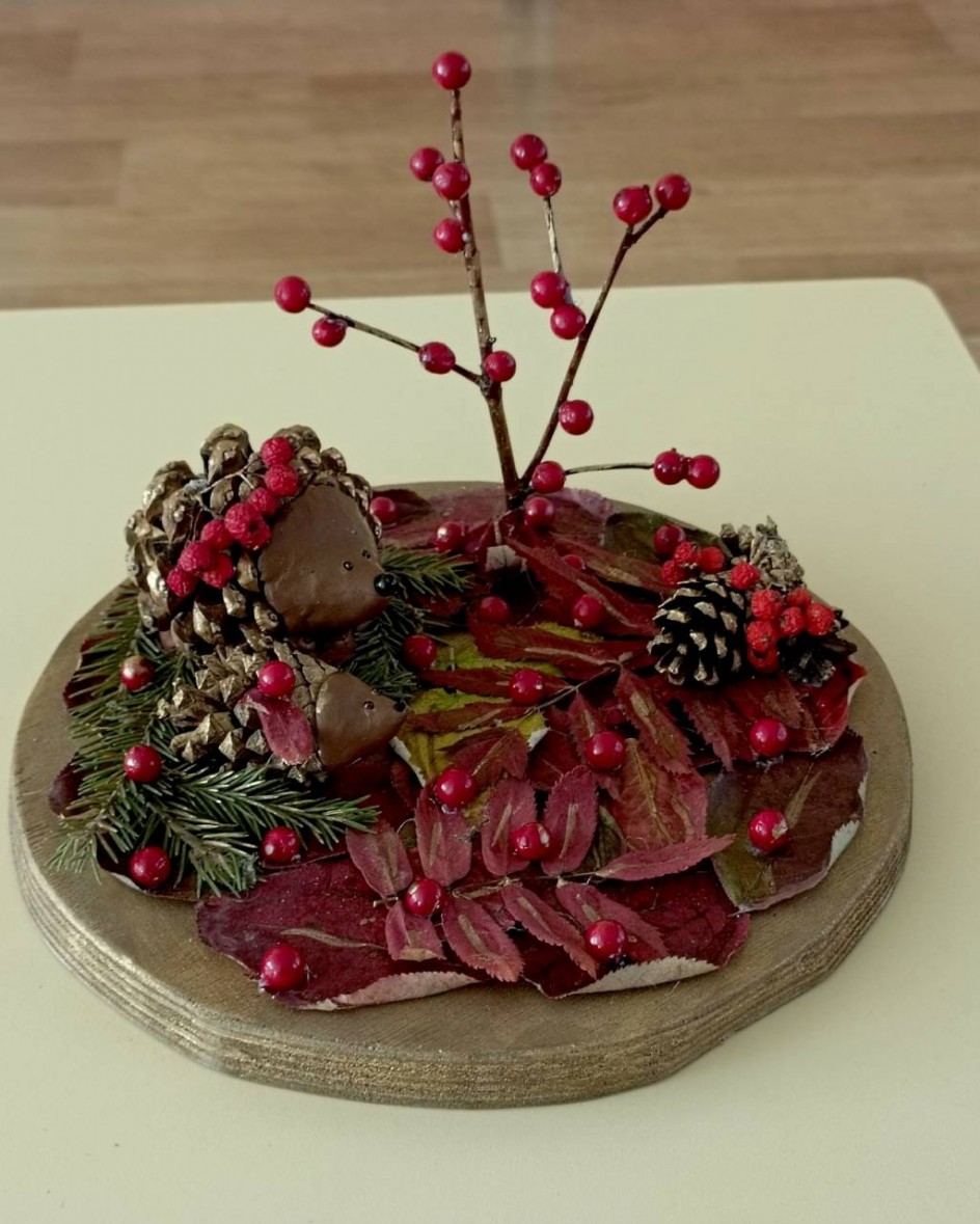 Ёжики на осенней полянке