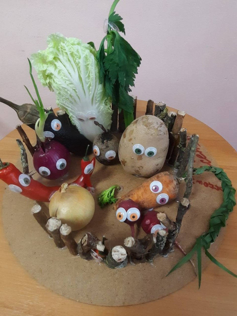 "Весёлые ребята"