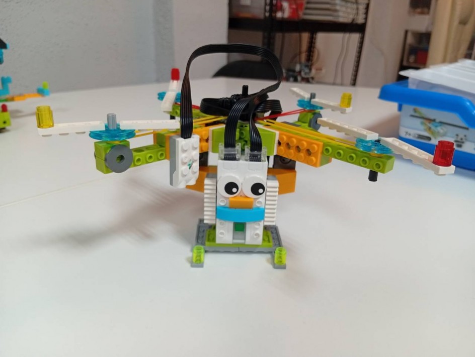 "Полицейский квадрокоптер"