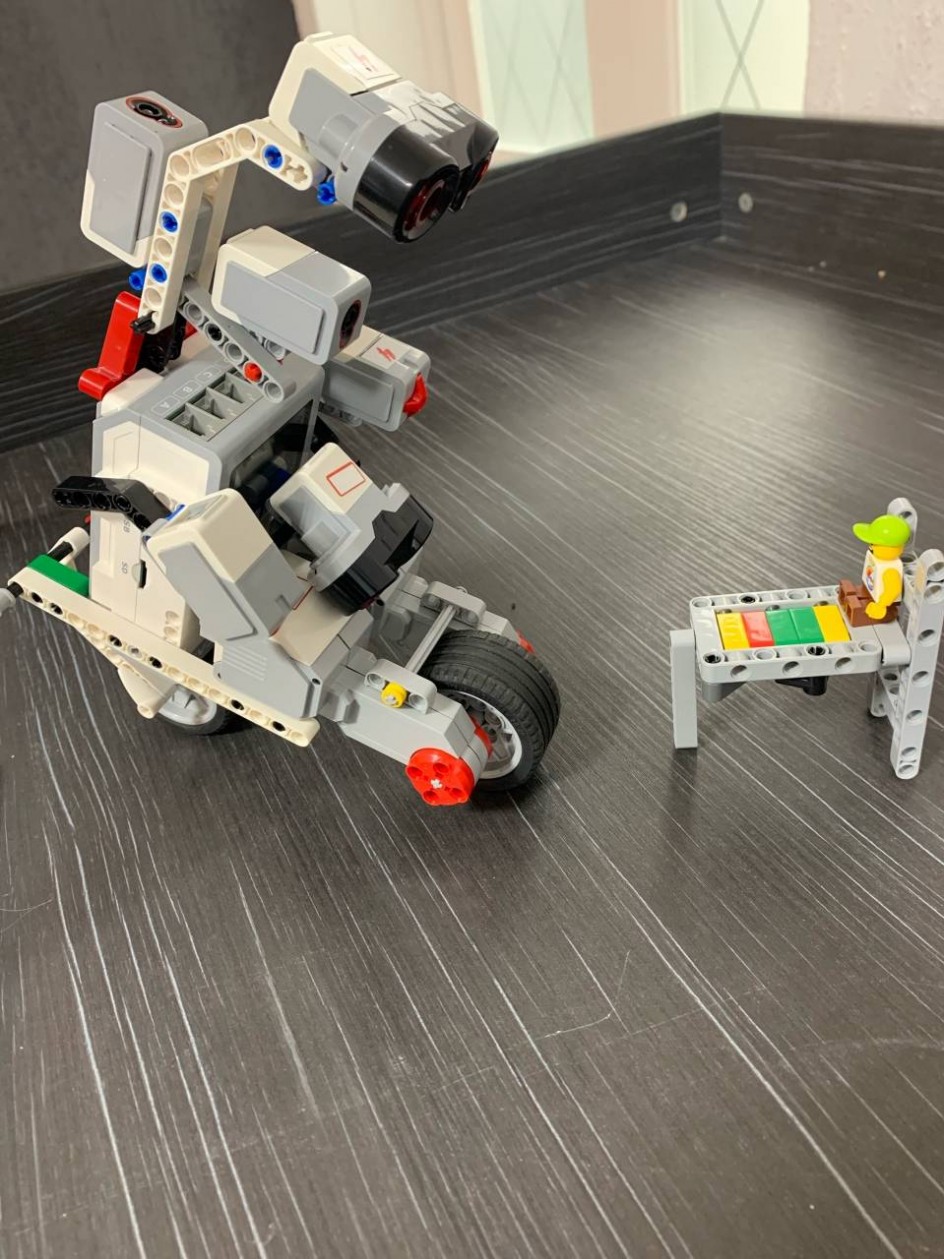 "Робот-дознаватель"