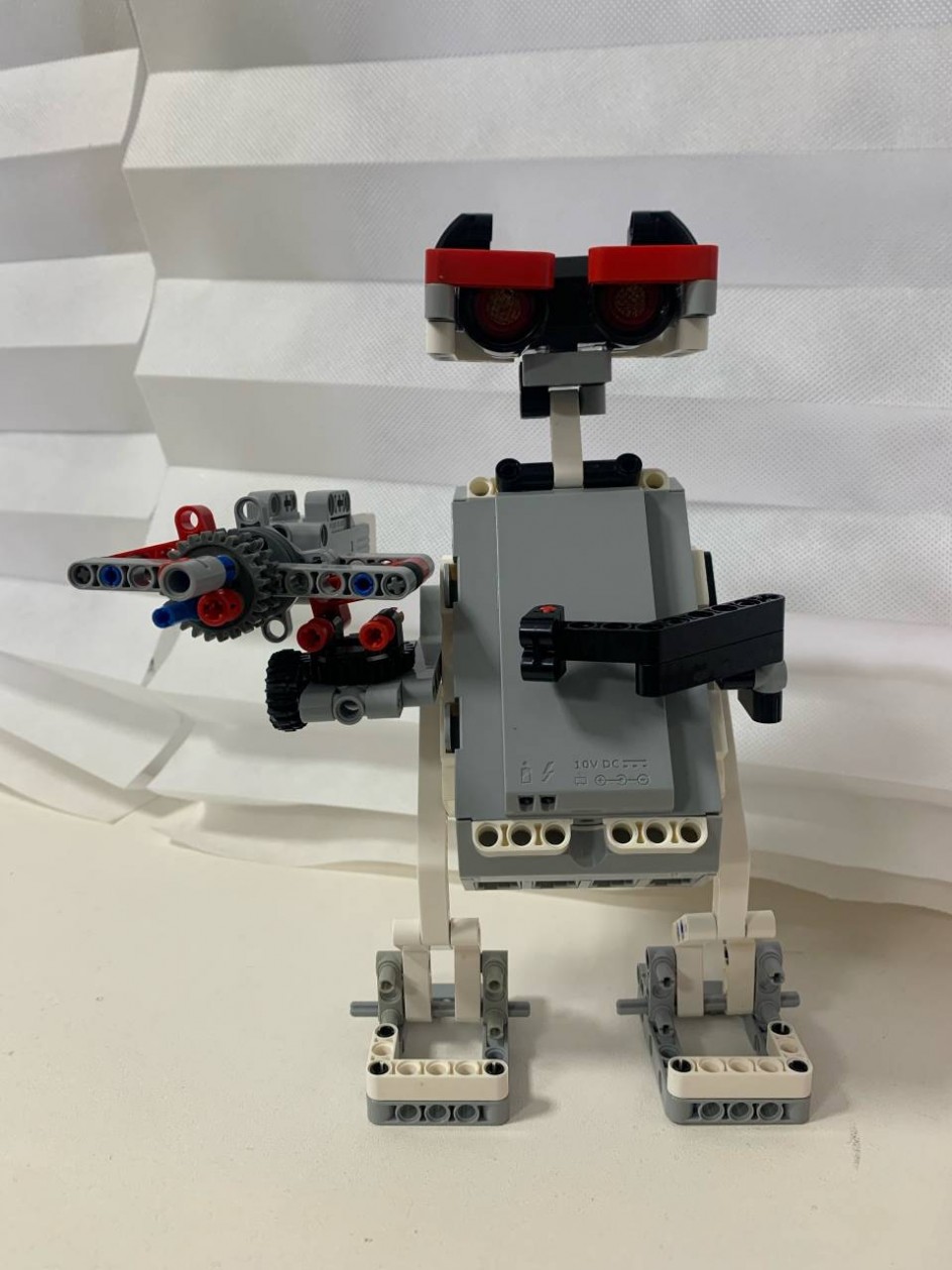 "Робот-охранник"