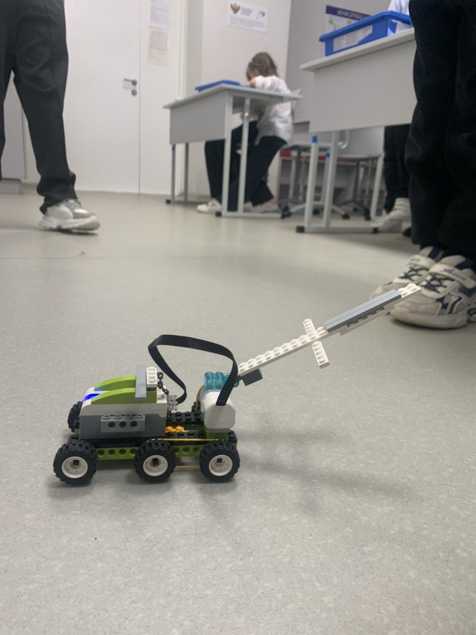 Помощник стройки