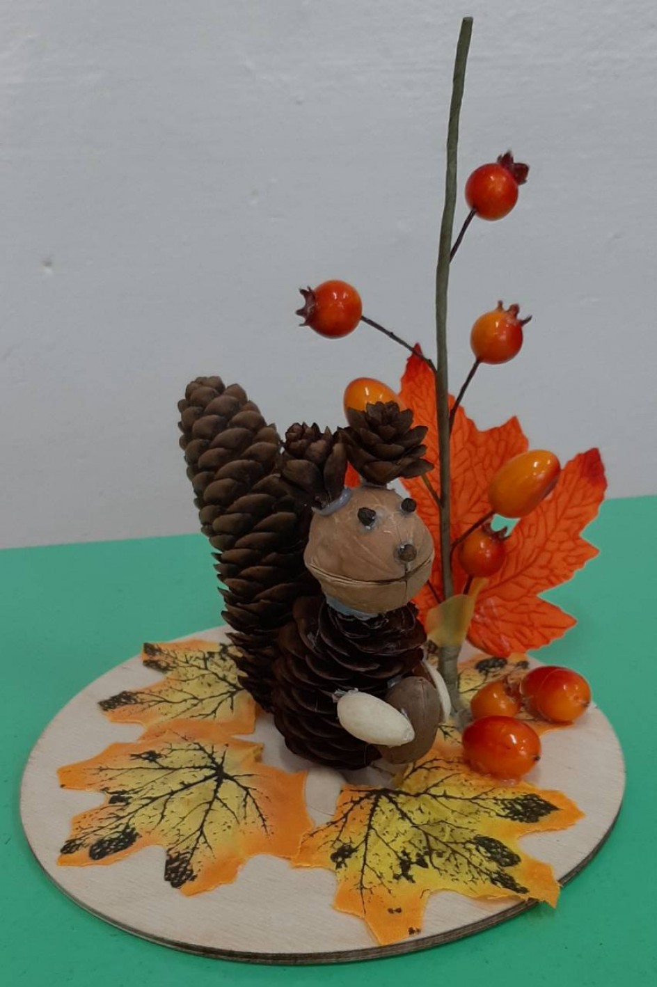 Запасливая белочка