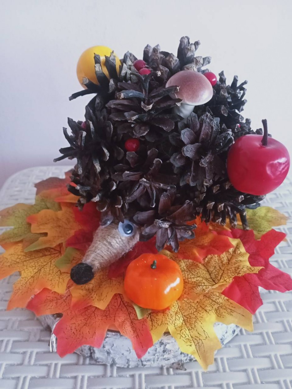 Подарки Осени Ёжику