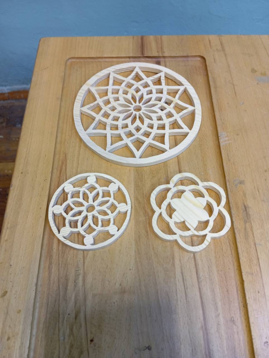 Подставка под горячее.