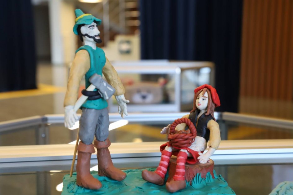 "Красная шапочка и дровосек"