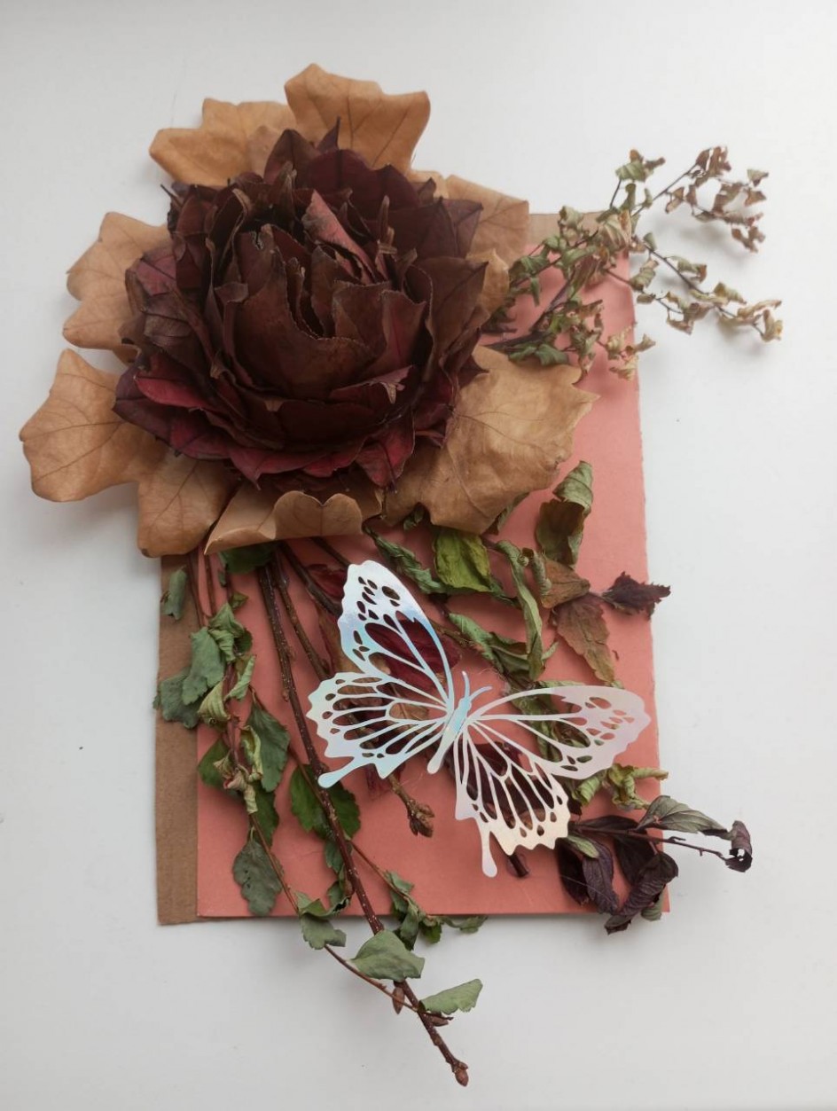 Осеняя роза