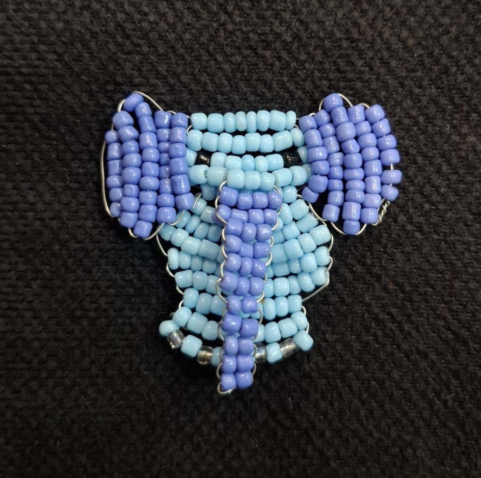 Забавный слоник