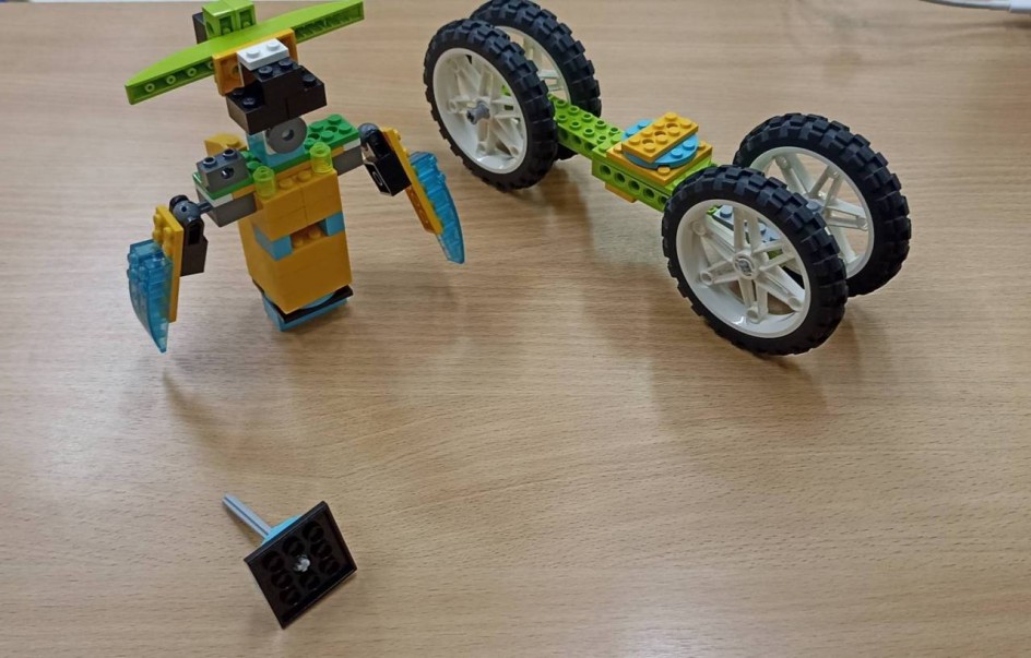 Робот Ирок - сортировщик мусора 2.0