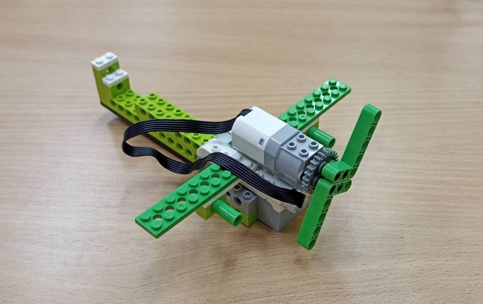 Самолет разведчик "Ястреб-96"