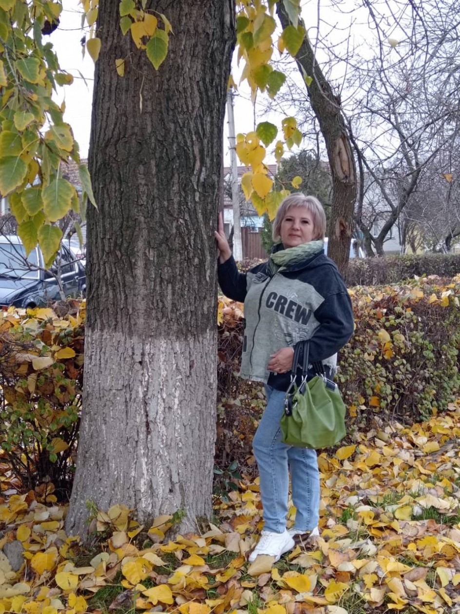 Улетают листья с тополя