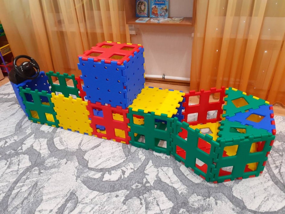 Грузовое судно