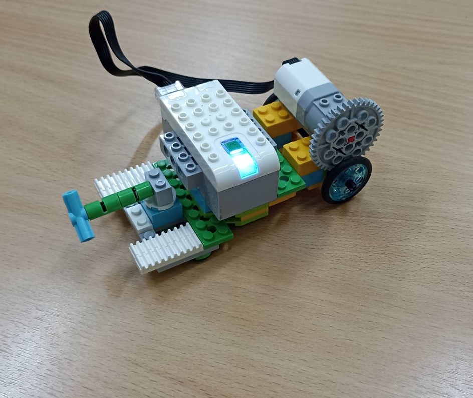 Гоночная машина