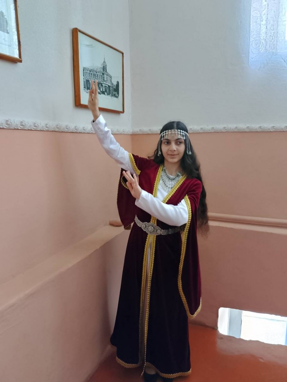 Армянский национальный костюм