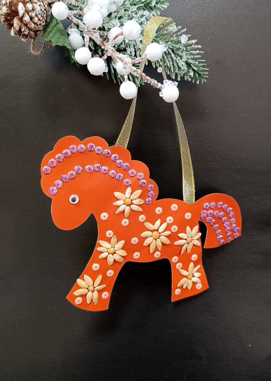 "Лошадка - символ года 2026"