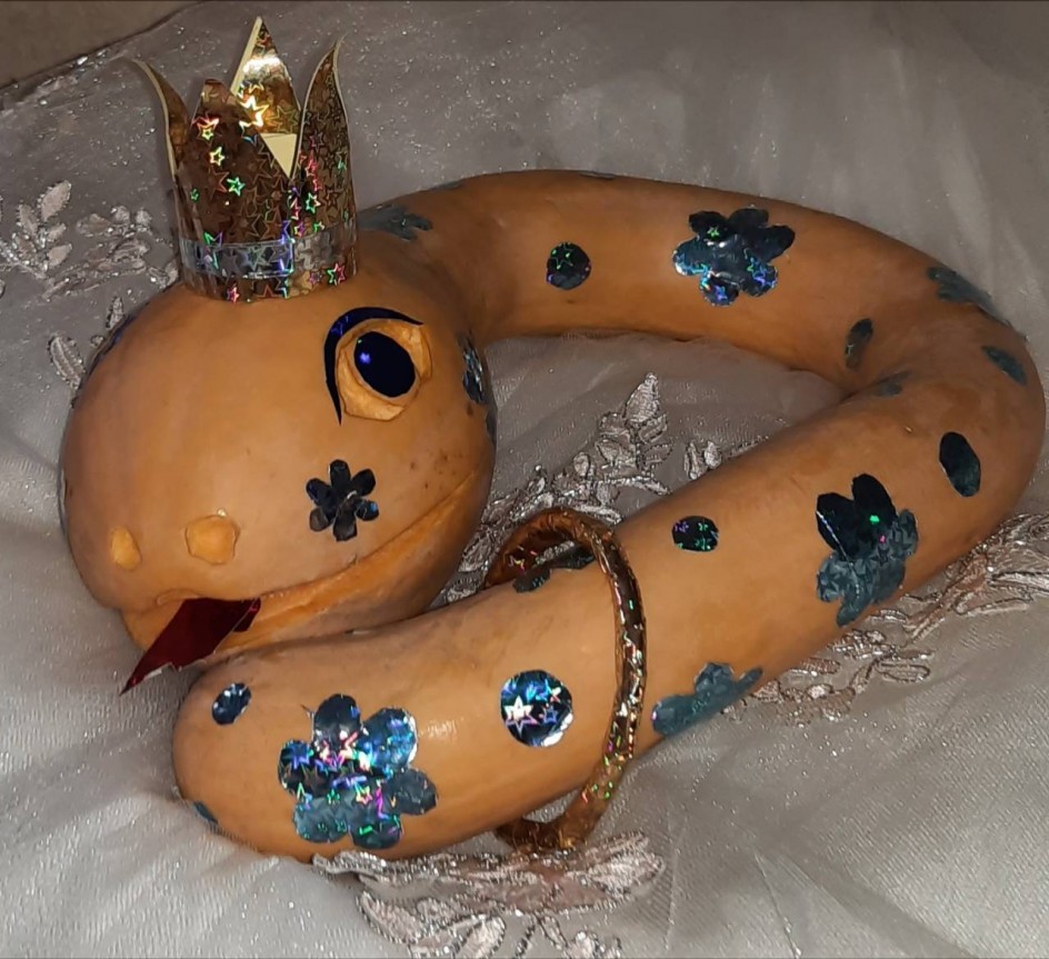 Змея Скарапея