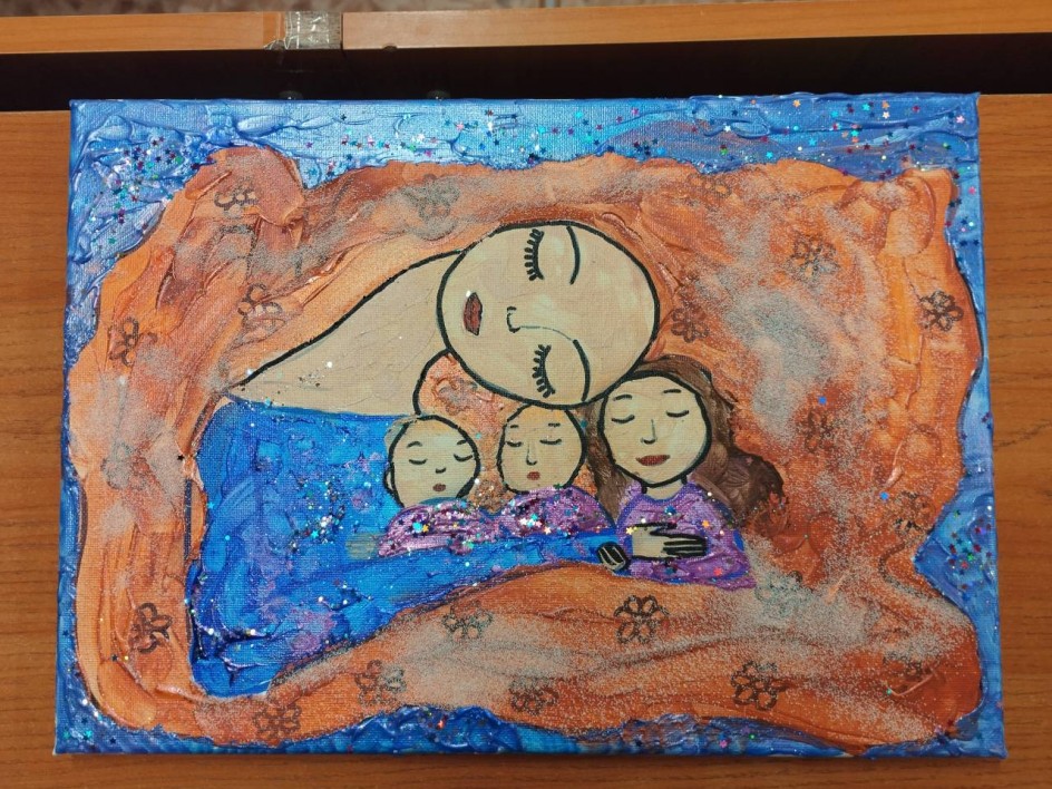 "Мамины объятия"