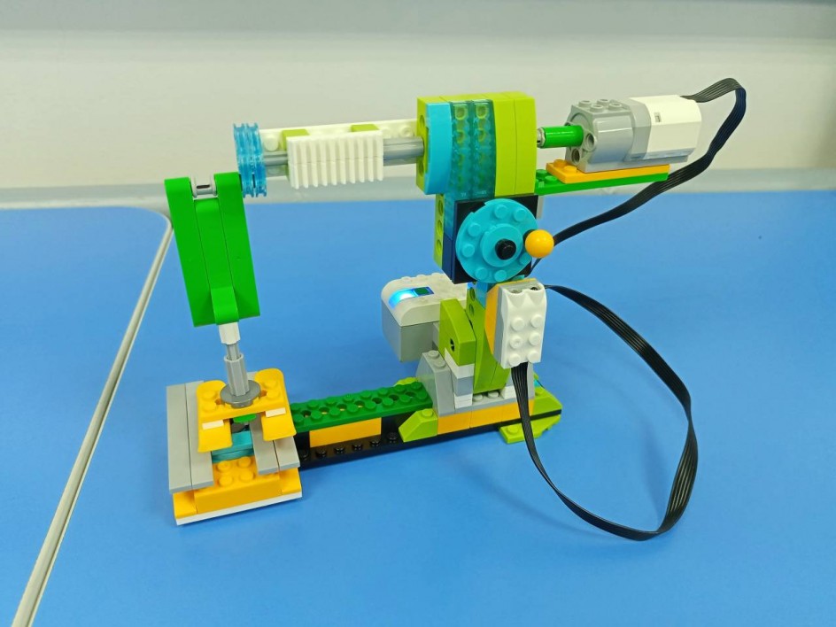 Швейная машинка