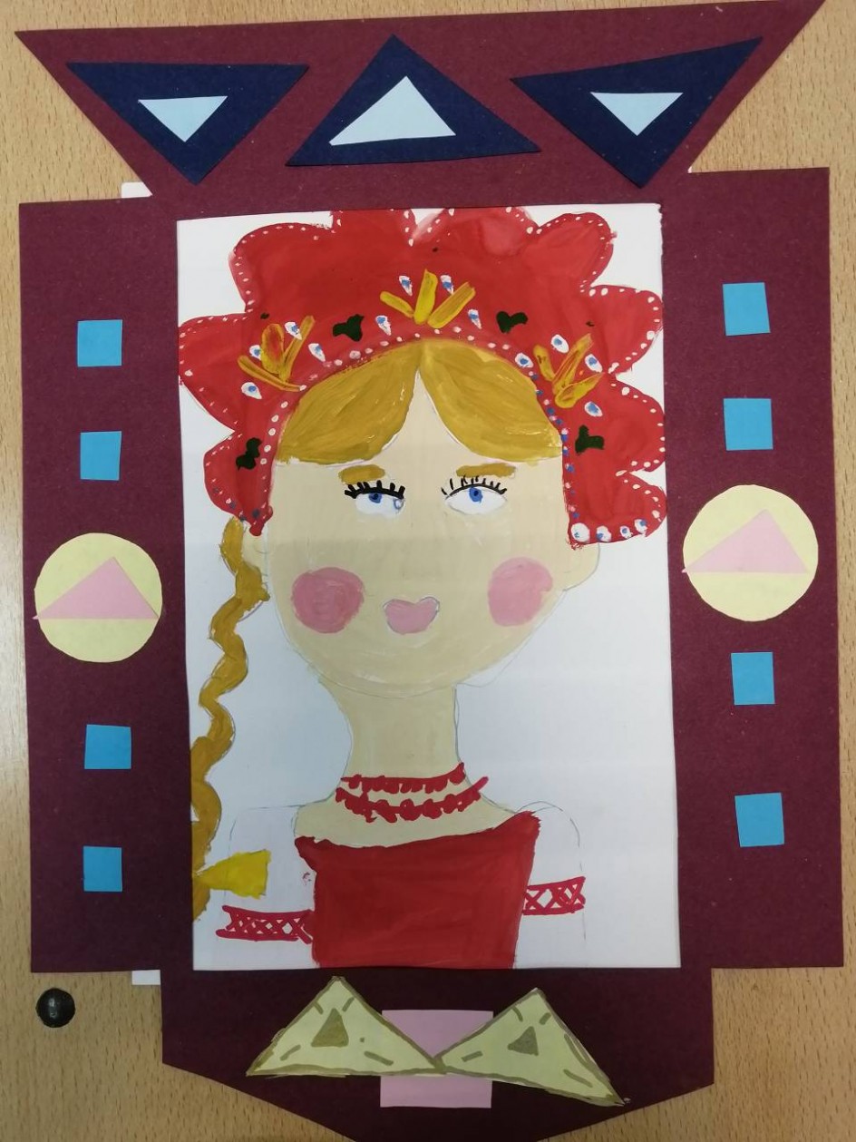 "Русская красавица в оконце"